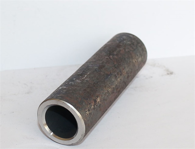 鋼筋機(jī)械<font style='color:red'>連接套筒</font>